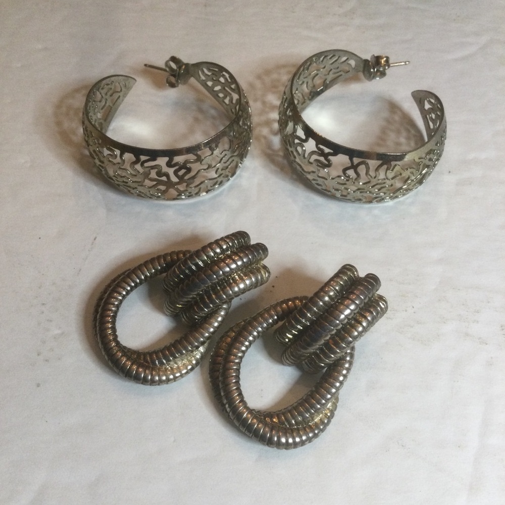 VTG Silvertone  Cut Out Hoop And Rope Door Knocker Pierced Earrings